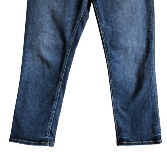 Silver Jeans Suki Capri Mid Rise Curvy Fit Size 28 - Picture 4 of 13